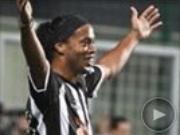 Ronaldinho solo ghi bàn tuyệt đỉnh