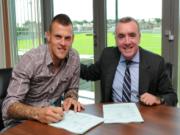 Martin Skrtel chính thức cam kết tương lai cùng Liverpool