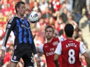 HLV Roy Hodgson tiết lộ: Peter Crouch từ chối quay trở lại "Tam sư"