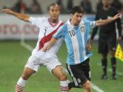 Argentina hoà trên thế thua trước đàn em Peru