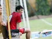 Thị trường chuyển nhượng cầu thủ: Bức tranh màu xám