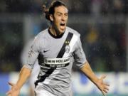 Camoranesi bị phạt 50.000 euro vì pha phạm lỗi 18 năm trước