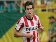 M.U tính hỏi mượn tuyển thủ Hà Lan để thế chỗ Herrera