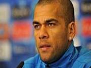 Daniel Alves không hài lòng với CĐV Brazil