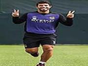 Tin mừng cho Man City: Aguero đã có thể tập nhẹ trở lại