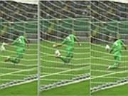 "Siêu" thủ môn dùng gót chân cứu thua cho đội nhà!