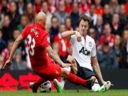 Vết nhơ của Liverpool trong ngày "hoá giải hận thù": Shelvey nhận thẻ đỏ, chỉ mặt chửi Sir Alex đáng kính