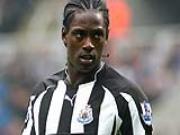 Sao trẻ Newcastle bị bắt vì quấy rối bồ cũ