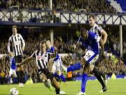 Everton 2-2 Newcastle: Đêm Goodison Park điên rồ!