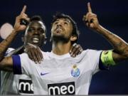 Đêm qua, ai làm lay động cộng đồng mạng hơn Ronaldo?