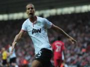 Roy Hodgson, hãy nhìn Rio Ferdinand thi đấu kìa!