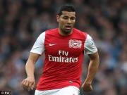 Andre Santos không phủ nhận tin đồn rời Arsenal, mở rộng cửa cho Fenerbahce