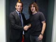 Chính thức: Puyol gia hạn hợp đồng với Barcelona