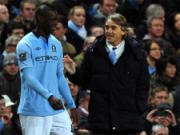 Balotelli & ông thày Mancini: “Con hư tại…mẹ”