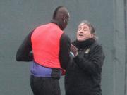 Ngó lơ Mancini, Man City quyết "tống khứ" Balotelli ngay lập tức