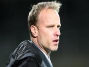 Bergkamp trở lại Arsenal: Chung tay "kéo" Pháo