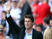 Michael Laudrup xin lỗi CĐV sau thất bại muối mặt của Swansea