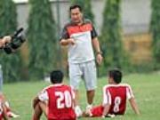 Đội tuyển Việt Nam: Ê kíp mới, lối chơi cũ