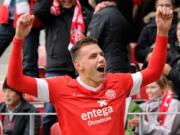 Arsenal lên kế hoạch chiêu mộ "sao bé" từ Bundesliga