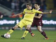 Man Utd chính thức ra giá cho tiền vệ của Dortmund