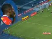 Pha đá phạt góc tệ nhất lịch sử