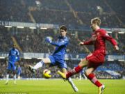 Chelsea đánh rơi chiến thắng, Benitez vẫn hiền với các học trò