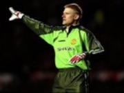 Không chỉ De Gea, đến Schmeichel cũng thường mắc sai lầm