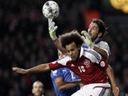 Vượt Cannavaro, Buffon là số 1 Italia