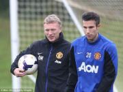 Van Persie đổ bệnh, Moyes lo mất ngủ