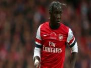 Wenger có thể mất trắng Sagna vì tiếc... 500 nghìn bảng?
