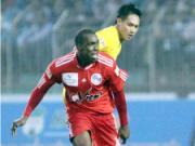 Khó khăn kinh tế đưa cầu thủ về giá trị thực