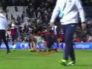 Lavezzi chơi khăm anh chàng quay phim