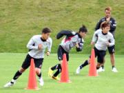 Công Vinh dính chấn thương đầu tiên tại Nhật Bản