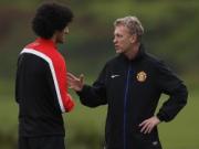 Trò cưng Fellaini buồn khổ vì Moyes bị sa thải