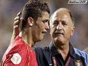 C.Ronaldo là cậu bé lười học và hay khóc nhè