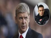 Được HLV Wenger “bật đèn xanh”, Vermaelen rộng cửa đến MU