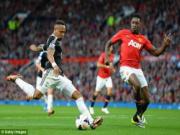 Trò Welbeck phản bác lại những chỉ trích của thầy David Moyes