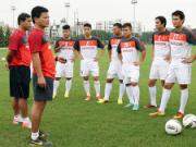 Đội tuyển Việt Nam tập trung sẵn sàng đòi nợ Uzbekistan