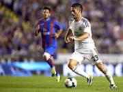 Isco bị trừng phạt vì… ăn nhiều?