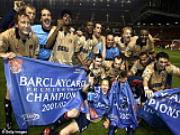 Muốn vô địch, Arsenal đừng sợ Old Trafford!