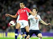 ĐT Anh chấm dứt chuỗi 10 trận bất bại: Tam sư vẫn chỉ là hạng hai