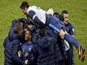 Người Pháp bay lên mây sau cú lội ngược dòng thần kỳ