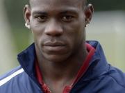 Real muốn chiêu mộ "bé hư" Balotelli