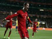 Tỏa sáng rực rỡ trước Thụy Điển, Ronaldo đi vào lịch sử bóng đá Bồ Đào Nha