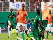 Drogba cứu đội nhà bằng chiêu "xe đạp chổng ngược"