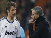 Tottenham quyết "chọc gậy bánh xe" Chelsea vụ Coentrao