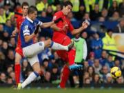 "Suarez suýt giải nghệ vì cú đạp của Mirallas"