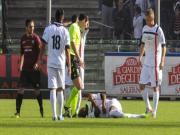 Hủy trận đấu có 5 cầu thủ chấn thương liên tiếp ở Italy