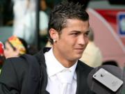 CR7 chơi đẹp tặng bạn nhà lầu, xe hơi