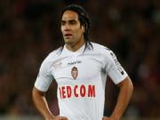 Chelsea tính giải cứu Falcao bằng hợp đồng cho mượn